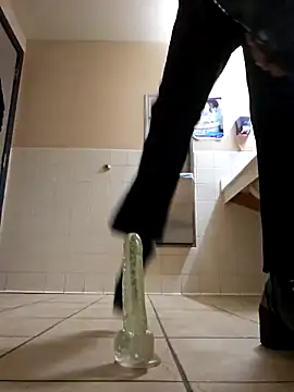 Nikkierosee online show from 03-19-25, 06:14