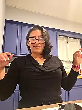 Nikkierosee online show from 12-22-25, 11:46