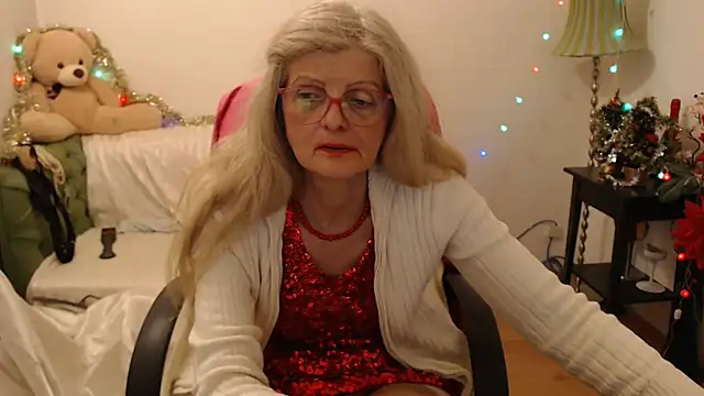 Snapshot of BlairFort chatting on 12-28-24, 03:37 BlairFort online show from 12-28-24, 03:37