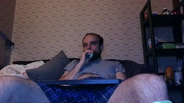 Snapshot of hpluvsplata chatting on 07-19-26, 03:21 hpluvsplata online show from 07-19-26, 03:21