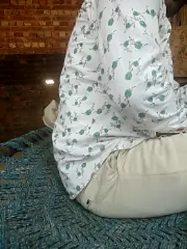 FinableKnee online show from 04-09-26, 09:26