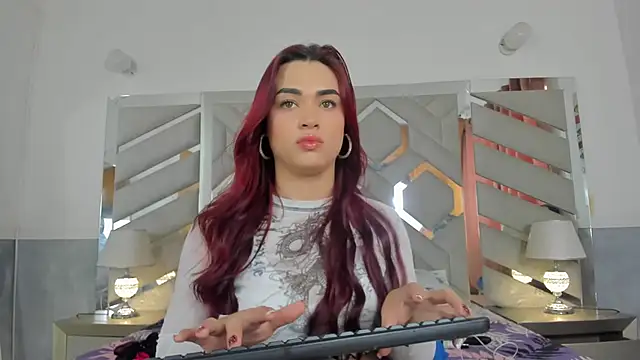 alexandra fire69x online show from 02-20-26, 02:39