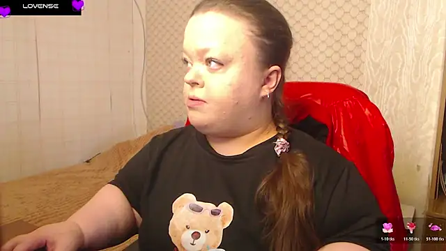 Janiffer MiMi online show from 11-14-25, 11:42