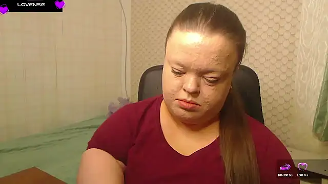 Janiffer MiMi online show from 03-12-26, 04:13