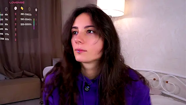 Holla Molly online show from 11-02-25, 05:32