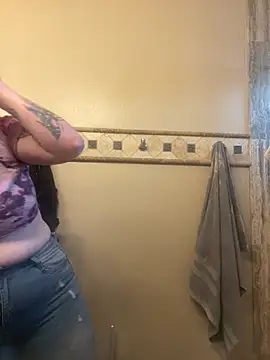 Snapshot of 1-800-FUCKYOU chatting on 12-27-24, 07:24 1-800-FUCKYOU online show from 12-27-24, 07:24