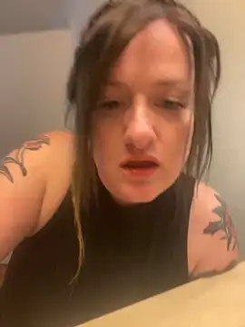 Snapshot of 1-800-FUCKYOU chatting on 02-22-25, 07:45 1-800-FUCKYOU online show from 02-22-25, 07:45