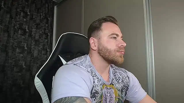 Thori92 online show from 02-20-25, 08:03