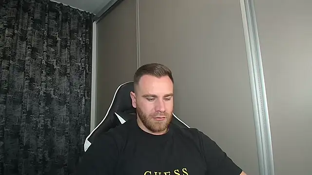 Thori92 online show from 10-23-25, 06:50