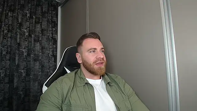 Thori92 online show from 11-22-25, 06:29