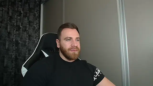 Thori92 online show from 02-11-26, 06:35