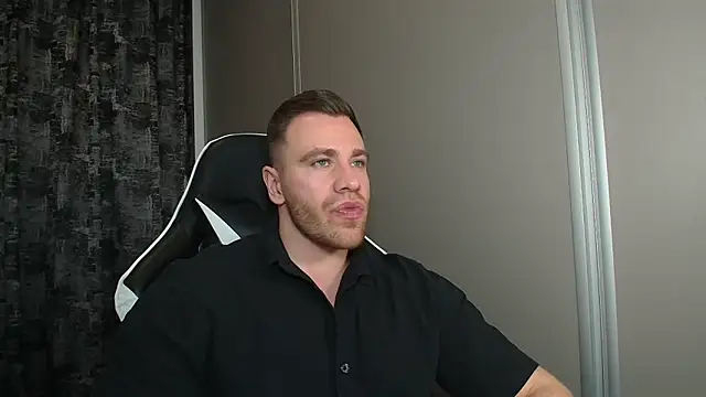 Thori92 online show from 03-03-26, 05:41