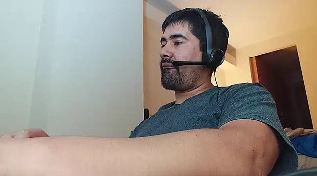 VonDoomdelToro online show from 02-16-25, 05:59