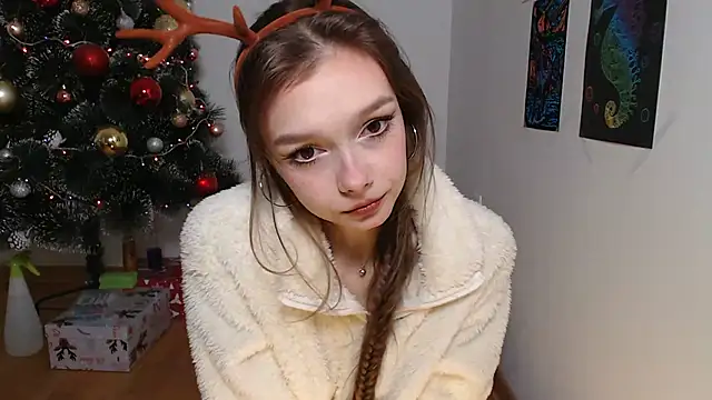 Snapshot of Michelle_Melnss chatting on 12-26-24, 03:06 Michelle Melnss online show from 12-26-24, 03:06