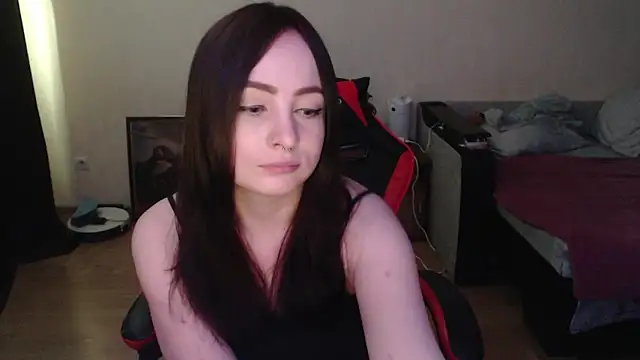 Laralianna online show from 03-18-26, 09:56