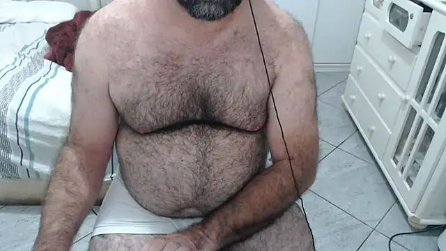 MysterBearMG online show from 04-05-26, 11:46