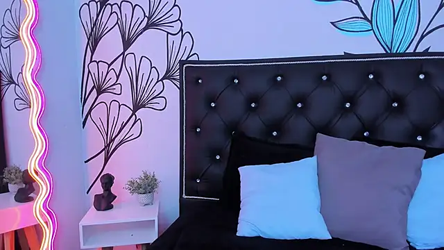 Sweet Ariadna  online show from 05-30-26, 12:24