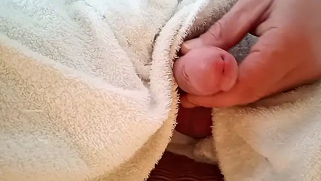 Snapshot of Remstr chatting on 02-17-26, 11:40 Remstr online show from 02-17-26, 11:40