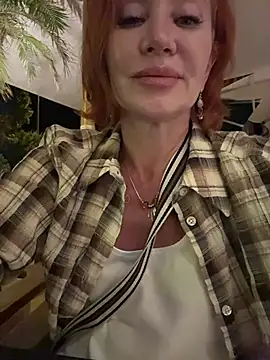 Jullia Moor online show from 06-06-26, 08:13