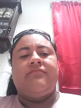 Snapshot of Monseratte21 chatting on 12-15-24, 07:21 Monseratte21 online show from 12-15-24, 07:21