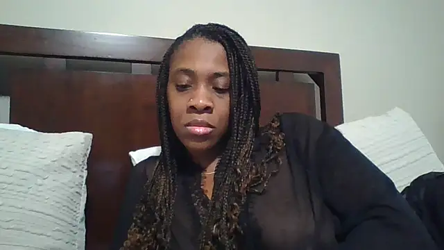 MsJuicy online show from 12-21-25, 01:18