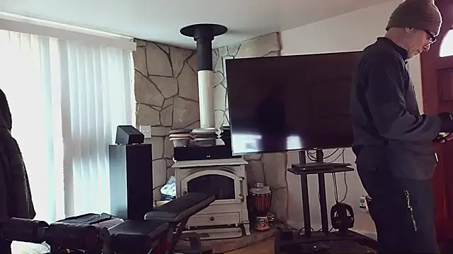 Snapshot of MoonDancer chatting on 02-18-26, 11:22 MoonDancer online show from 02-18-26, 11:22