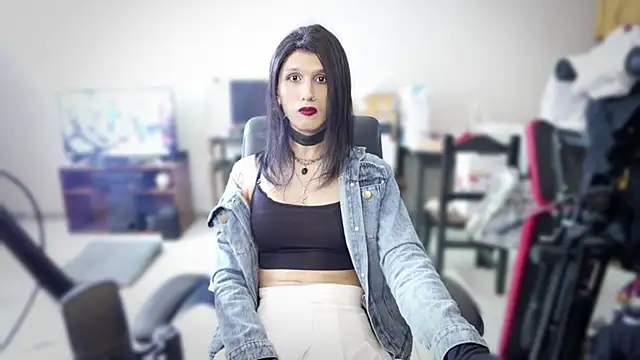 Snapshot of brenda_nataliaok chatting on 12-26-24, 12:49 brenda nataliaok online show from 12-26-24, 12:49