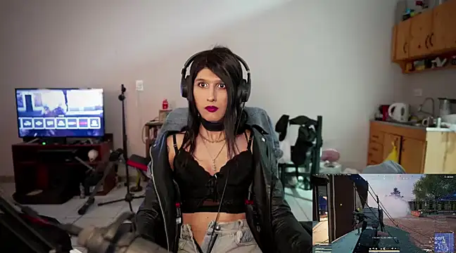 Snapshot of brenda_nataliaok chatting on 03-19-25, 04:57 brenda nataliaok online show from 03-19-25, 04:57