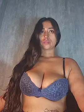 Valentinne z online show from 11-12-25, 05:19