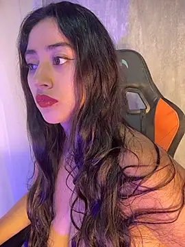 Valentinne z online show from 02-14-26, 08:22