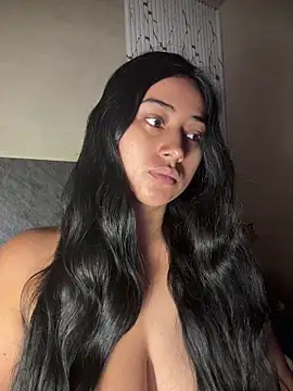 Valentinne z online show from 07-25-26, 08:01