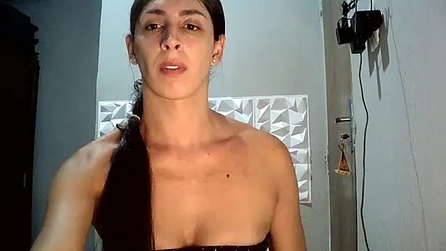 Snapshot of AlexiaDuucan chatting on 04-29-26, 02:48 AlexiaDuucan online show from 04-29-26, 02:48