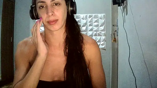 Snapshot of AlexiaDuucan chatting on 05-28-26, 12:57 AlexiaDuucan online show from 05-28-26, 12:57