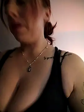 Snapshot of Sofhi_a20 chatting on 11-13-25, 11:14 Sofhi a20 online show from 11-13-25, 11:14