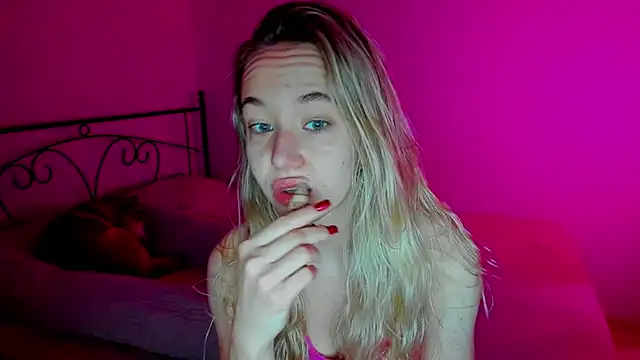 SexyCocobutt online show from 01-09-25, 07:52