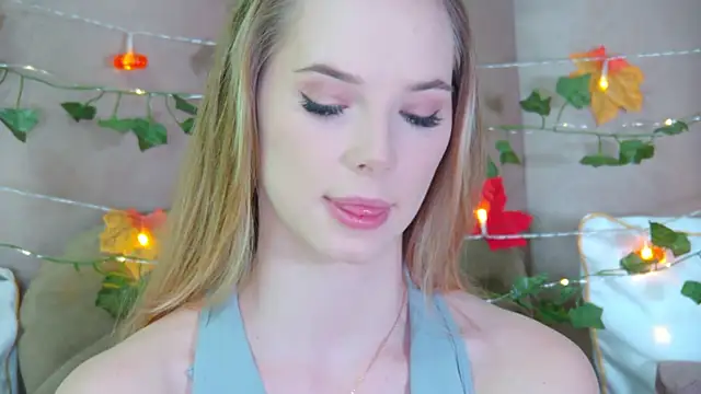 GentleRossi online show from 10-24-25, 03:08