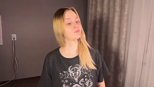 Chanel Gill online show from 12-27-24, 06:53