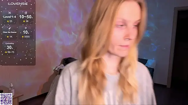 Chanel Gill online show from 09-18-25, 06:54