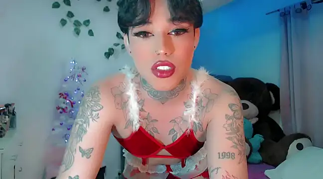 Snapshot of little_star_porn chatting on 12-13-24, 10:55 little star porn online show from 12-13-24, 10:55