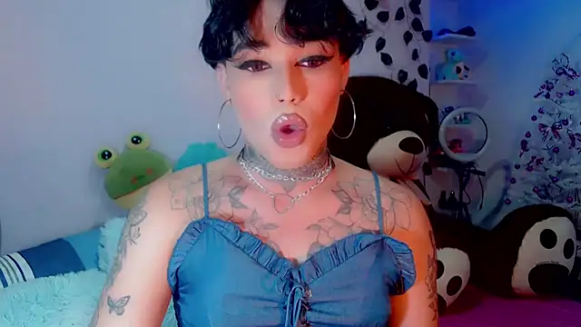 Snapshot of little_star_porn chatting on 12-28-24, 12:15 little star porn online show from 12-28-24, 12:15