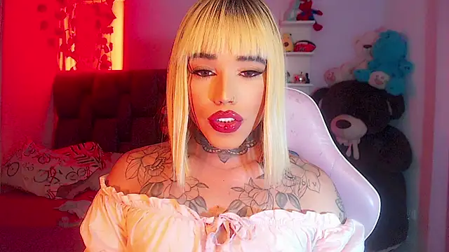 Snapshot of little_star_porn chatting on 01-20-25, 07:47 little star porn online show from 01-20-25, 07:47