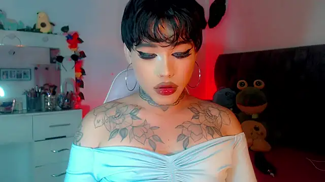 Snapshot of little_star_porn chatting on 01-23-25, 03:05 little star porn online show from 01-23-25, 03:05