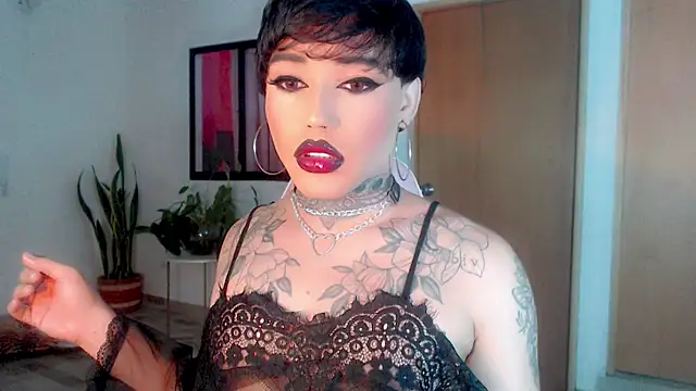 Snapshot of little_star_porn chatting on 01-25-25, 02:37 little star porn online show from 01-25-25, 02:37