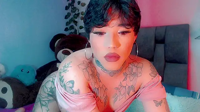 Snapshot of little_star_porn chatting on 03-11-25, 08:52 little star porn online show from 03-11-25, 08:52