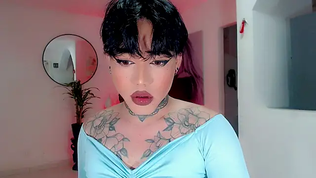 Snapshot of little_star_porn chatting on 09-20-25, 12:33 little star porn online show from 09-20-25, 12:33