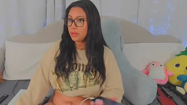 MeghanXO online show from 05-21-26, 02:35