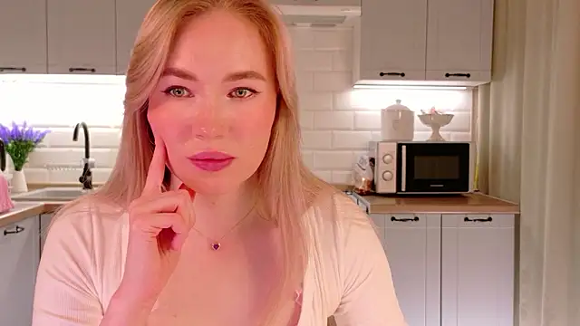 Veronika Mitchel online show from 02-19-26, 04:14