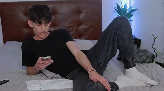 DanielCrush1 online show from 02-13-25, 12:11