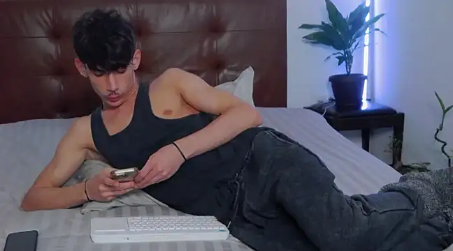 DanielCrush1 online show from 02-22-25, 06:52