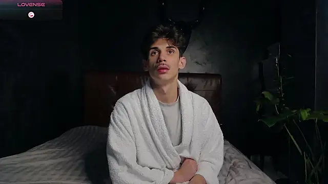 DanielCrush1 online show from 11-16-25, 01:39